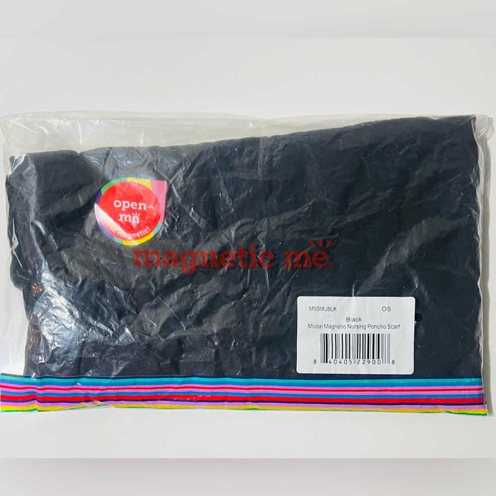 Magnetic Me Nursing Poncho in Black - One Size